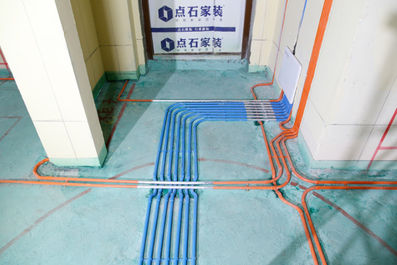 ���b����չʾ