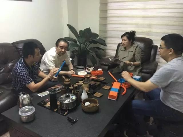 �Ї�(gu��)�����bf(xi��)��(hu��)��(hu��)�W�R��ͨ�ܘI(y��)Ǣ�̺���