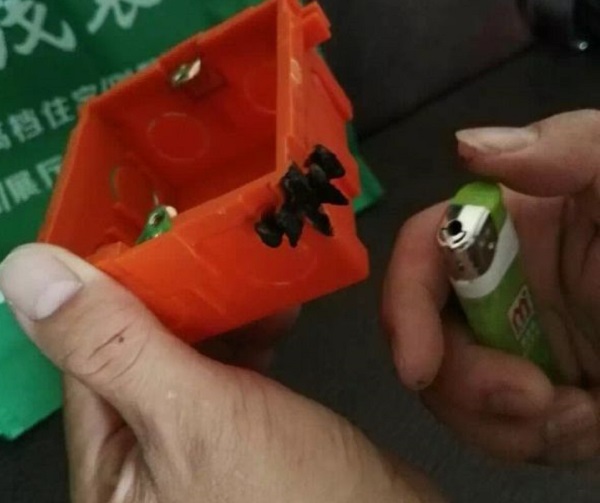 ��Ʒ���bPVC�Ӿ����е��xُ(g��u)����