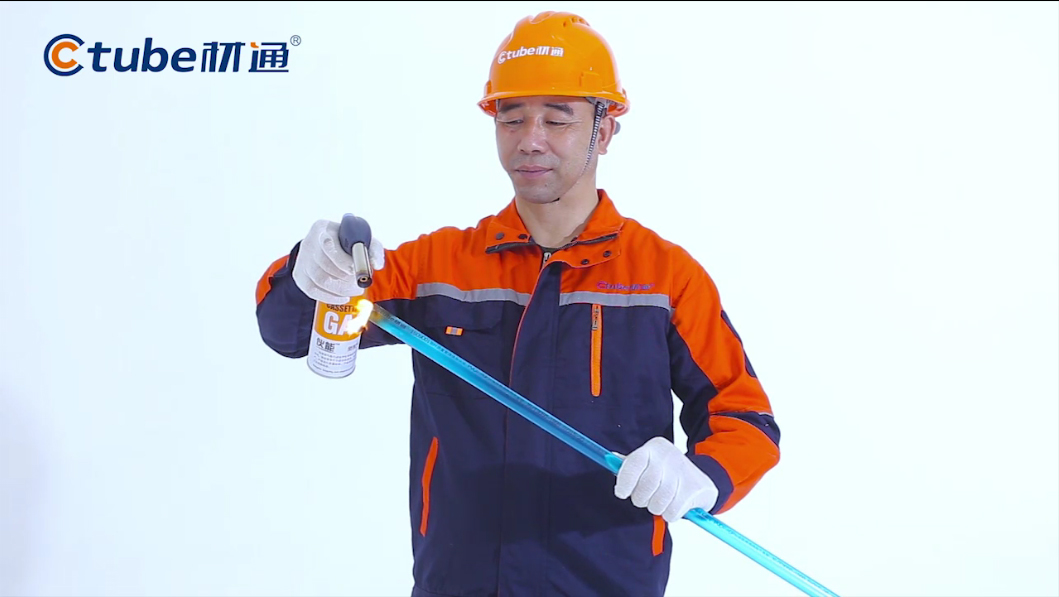 PVC��ȼ���ܵȼ�����Щ����(zh��)�И˜������ӵ���